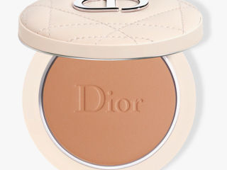 Vând cosmetică decoractivă Dior (machiaj) foto 6