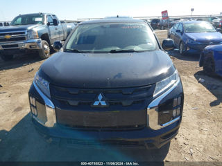 Mitsubishi Outlander foto 2