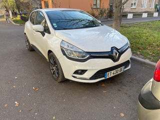 Renault Clio foto 8