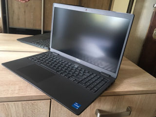 Dell Latitude 3520   15.6  inch   15.6  FHD - Ram - 16 Gb