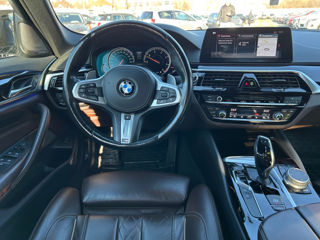 BMW 5 Series foto 8