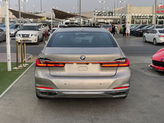 BMW 7 Series foto 4