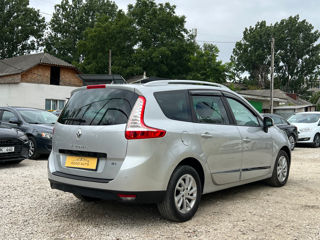 Renault Grand Scenic foto 3