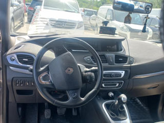 Renault Scenic foto 2