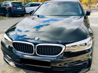 BMW 5 Series foto 2