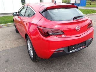 Opel Astra foto 2