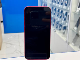 iPhone 13 Red foto 9