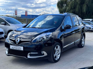 Renault Grand Scenic foto 1