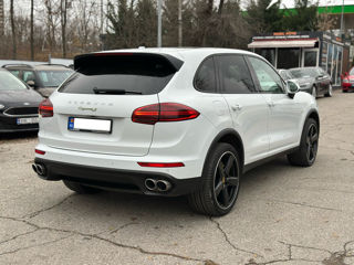 Porsche Cayenne foto 6