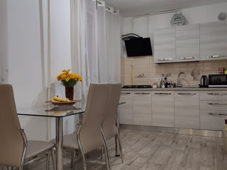 Apartament cu 2 camere, 67 m², Centru, Chișinău foto 5