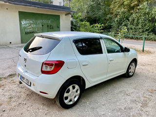 Dacia Sandero foto 9