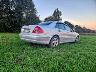 Mercedes E-Class foto 5