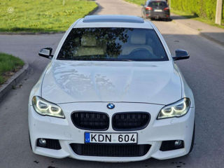 BMW 5 Series foto 2