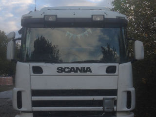 Scania R240 foto 1