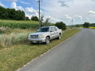 Cadillac Escalade foto 6