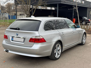 BMW 5 Series foto 3