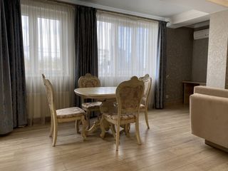 Apartament cu 2 camere, 55 m², Centru, Chișinău foto 4