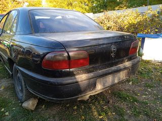 Разборка!!! Opel Omega Piese Motor 1.8i Dezmembrez foto 2