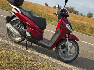 Honda SH150 foto 2