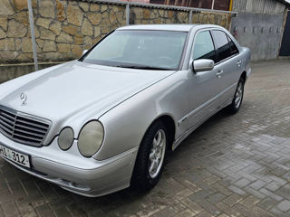 Mercedes E-Class