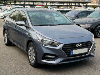 Hyundai Accent foto 3