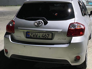 Toyota Auris foto 2