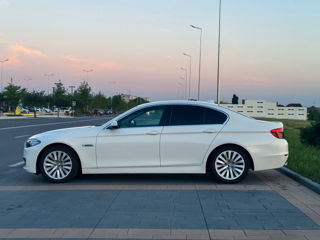 BMW 5 Series foto 3