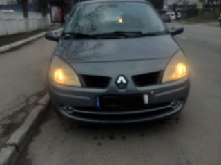 Renault Scenic foto 3