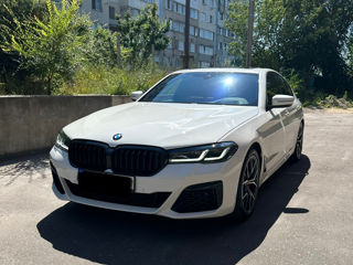 BMW 5 Series foto 1