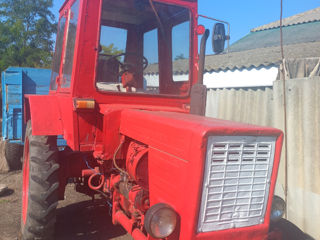 Vând tractor T25 foto 1