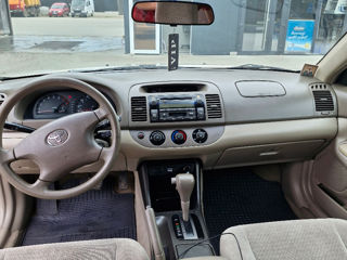 Toyota Camry foto 7