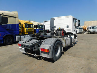 Iveco AT 440 foto 4