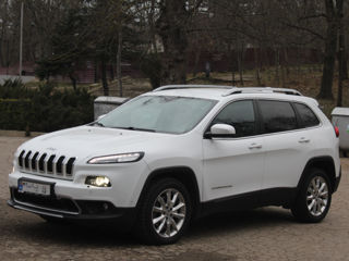 Jeep Cherokee foto 2