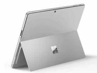 Microsoft Surface Pro 11 16/256GB Platinum.