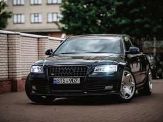 Audi A8 foto 4