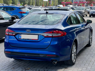 Ford Fusion foto 3