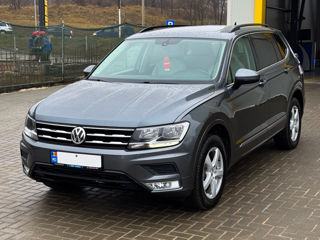 Volkswagen Tiguan foto 2