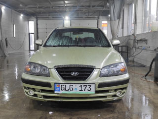 Hyundai Elantra фото 3