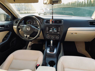 Volkswagen Jetta foto 10