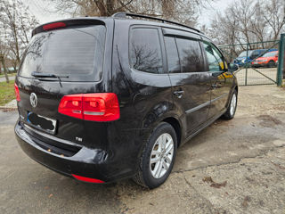 Volkswagen Touran foto 6