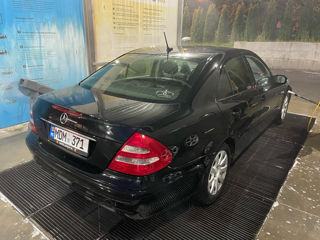 Mercedes E-Class foto 9