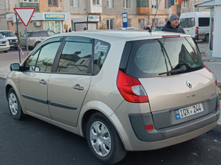 Renault Scenic foto 3