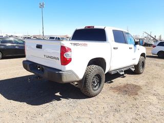 Toyota Tundra foto 4