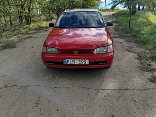 Toyota Carina foto 4