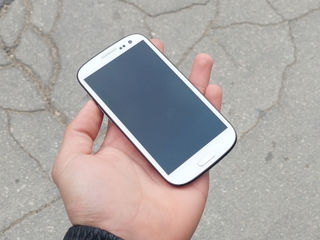 Продам Samsung Galaxy S3 mini White в идиале urgent!!!
