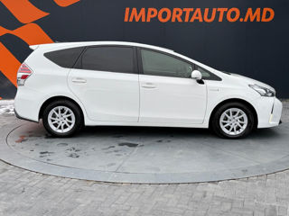 Toyota Prius + foto 10