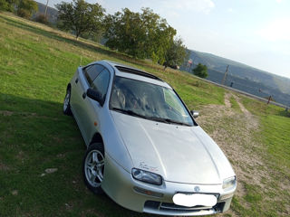 Mazda 323 foto 6