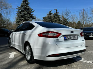 Ford Mondeo foto 3