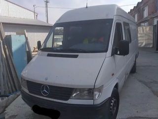 Mercedes Sprinter