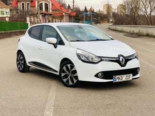 Renault Clio foto 2